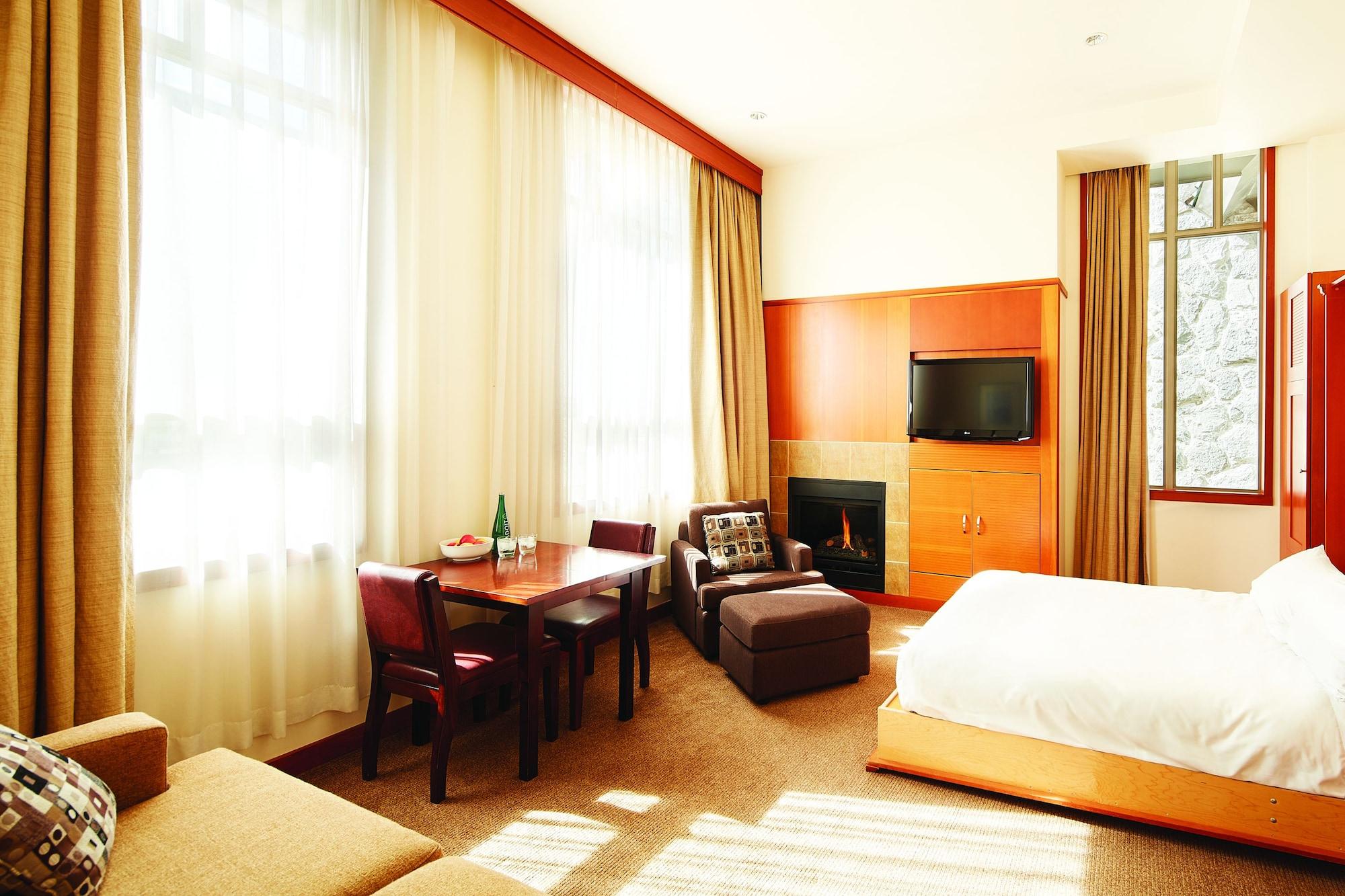 Pan Pacific Whistler Village Centre Bagian luar foto