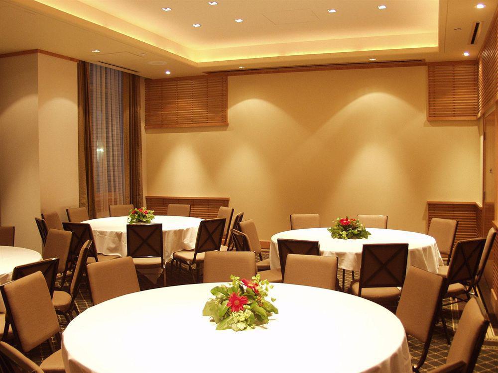 Pan Pacific Whistler Village Centre Restoran foto
